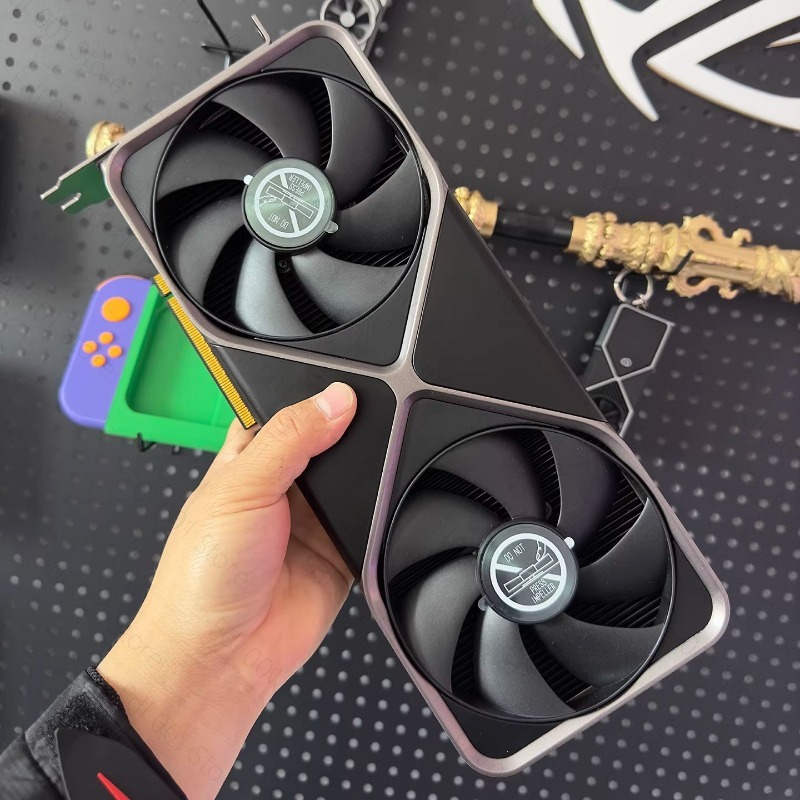 Public FE RTX5090 Graphics Car - 3D Printing Card 评论和价格